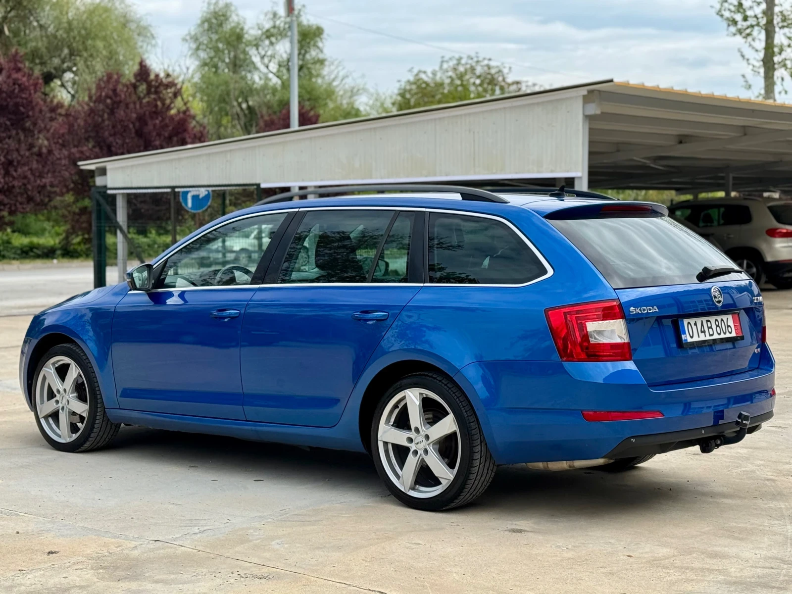 Skoda Octavia * 2.0TDI* 150ks* 4x4* NAVI* , снимка 5 - Автомобили и джипове - 54389281