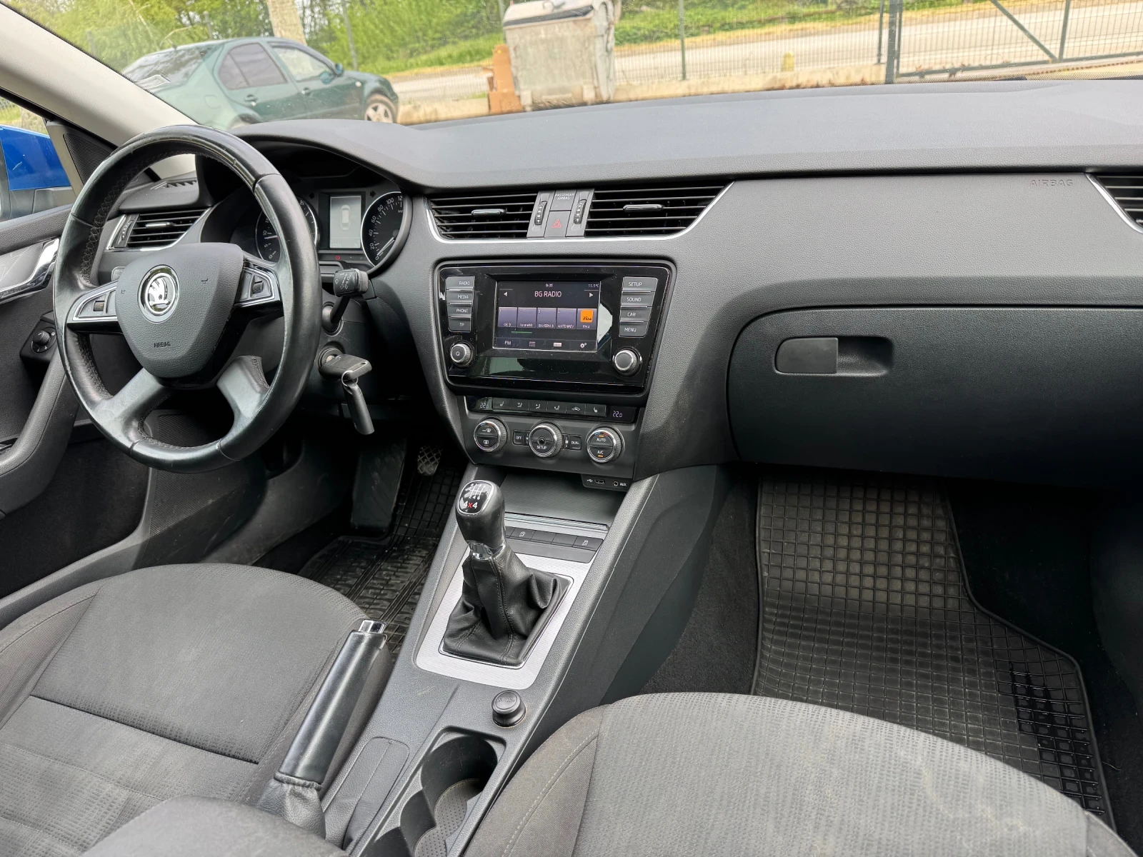 Skoda Octavia * 2.0TDI* 150ks* 4x4* NAVI* , снимка 11 - Автомобили и джипове - 54389281