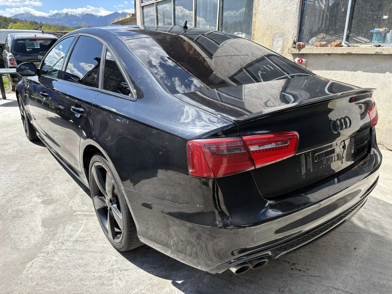 Audi A6 2.0TDI 3xSline Black Edition, снимка 13 - Автомобили и джипове - 54462494