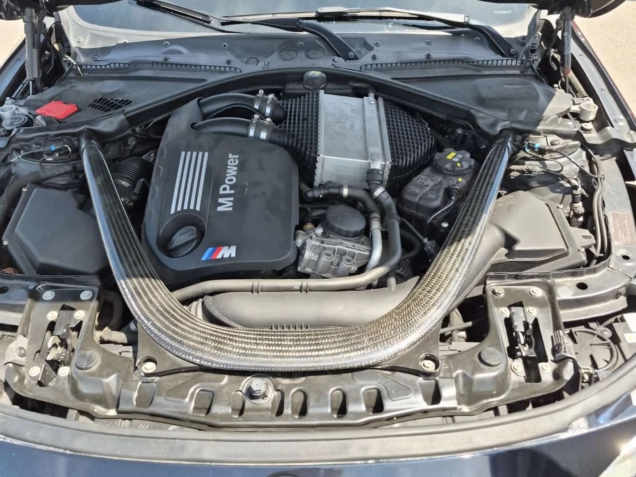 BMW M4 * АВТОКРЕДИТ БЕЗ ПЪРВОНАЧАЛНА ВНОСКА* , снимка 17 - Автомобили и джипове - 54788358