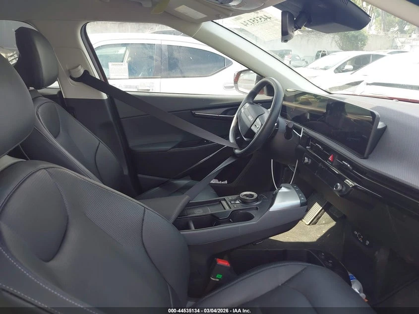 Kia EV6 Wind, снимка 5 - Автомобили и джипове - 55127042