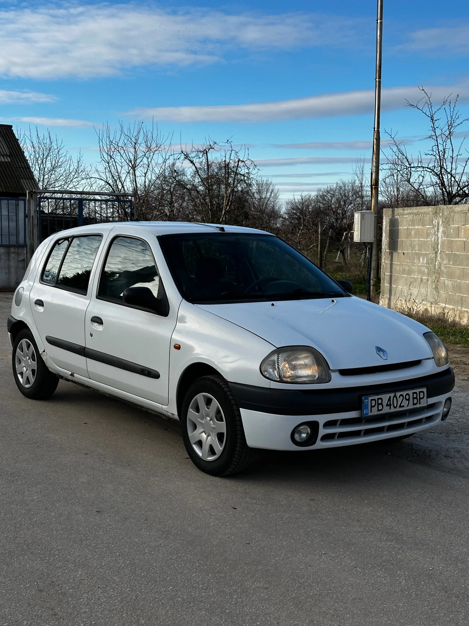 Renault Clio 1.2 Бензин