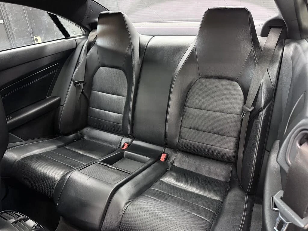Mercedes-Benz E 400 FACE* 4MATIC* AMG* 360* H/K* ДИСТРО* МАСАЖ* ОБДУХ , снимка 13 - Автомобили и джипове - 55451501