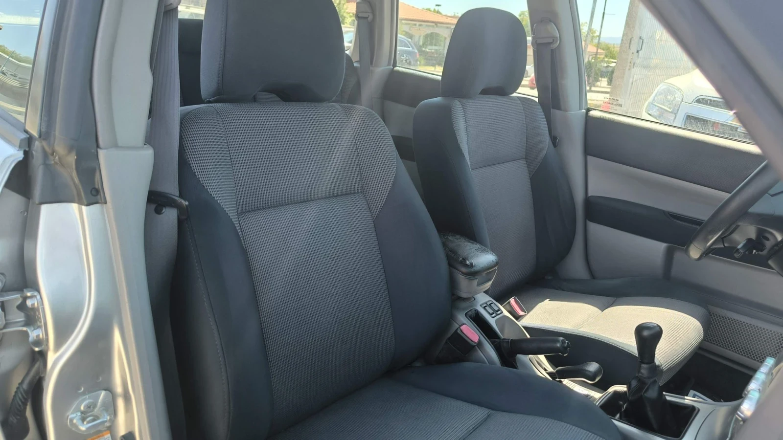 Subaru Forester 2.0i, снимка 8 - Автомобили и джипове - 56005757