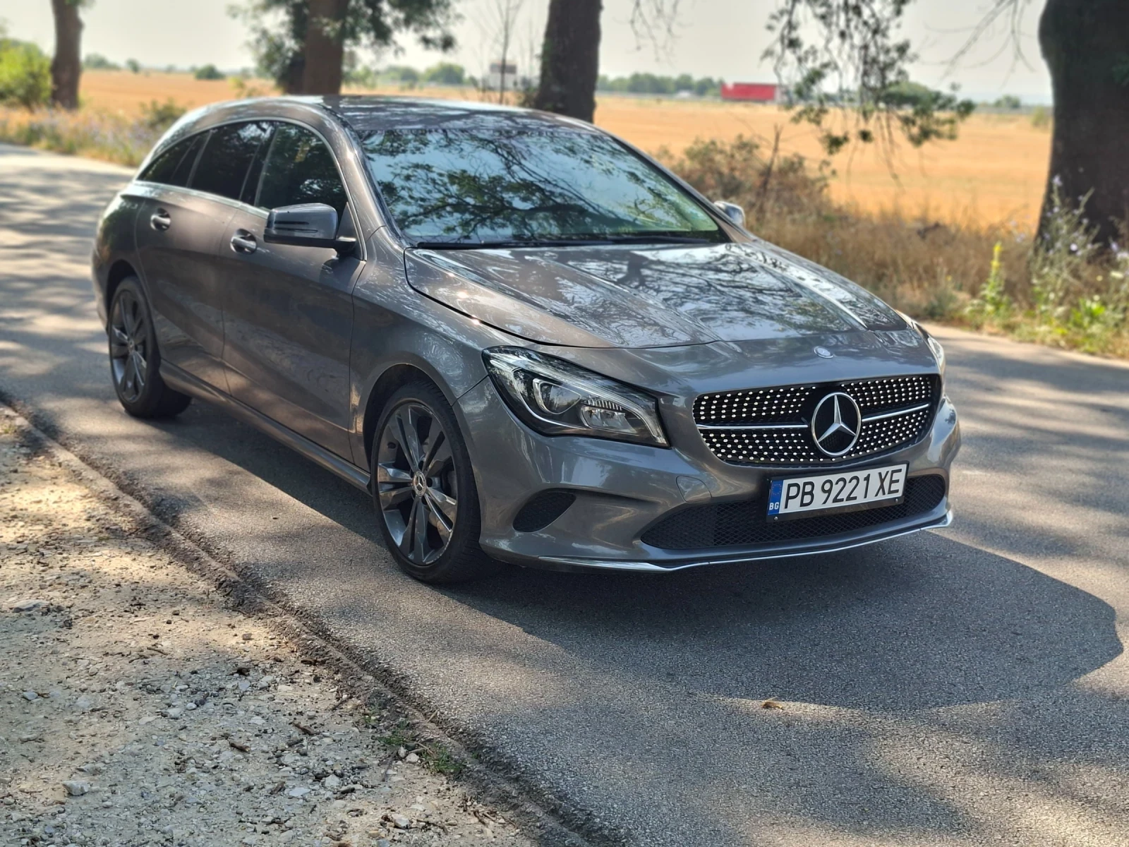 Mercedes-Benz CLA 200, снимка 3 - Автомобили и джипове - 56559469