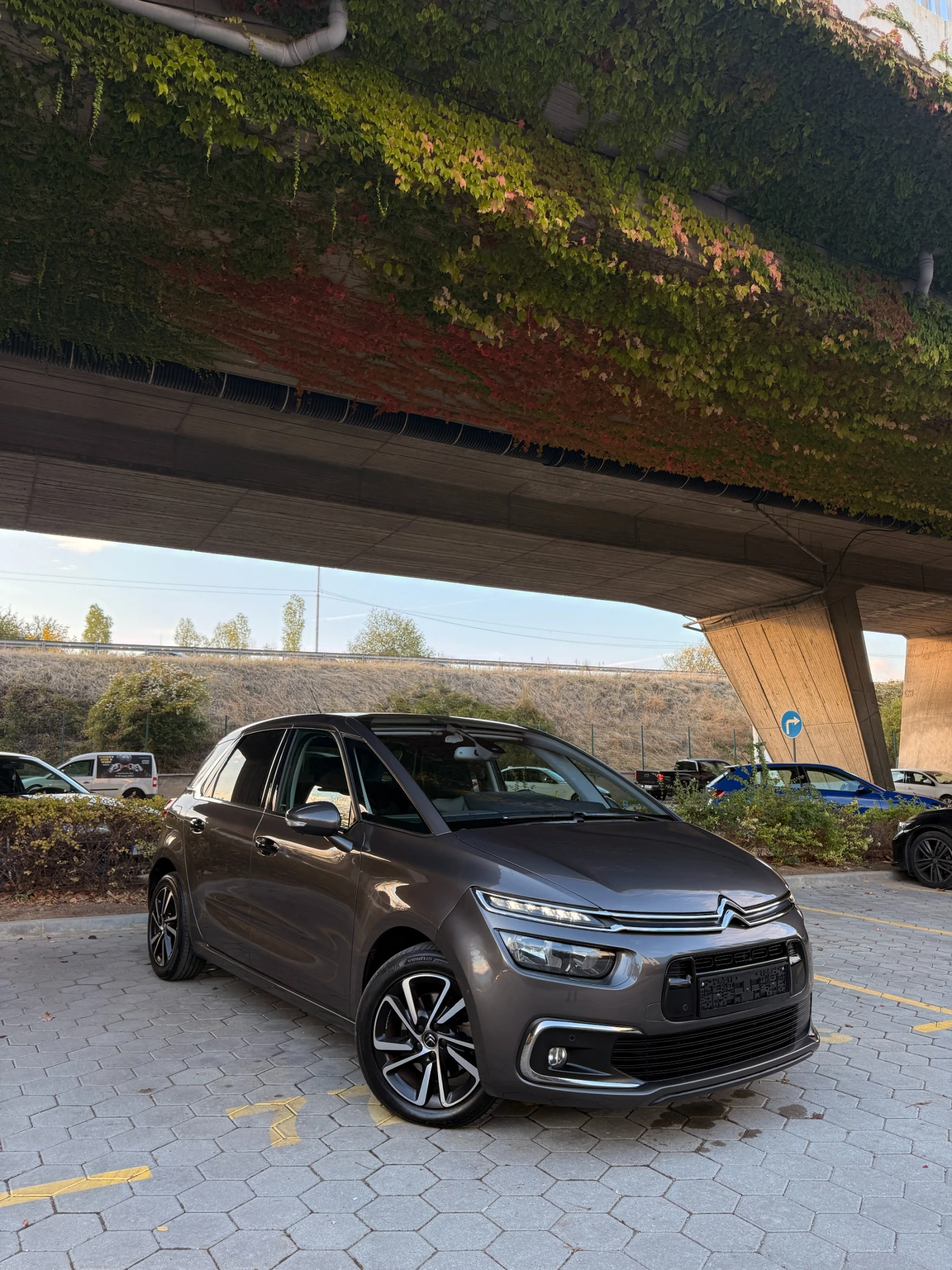 Citroen C4 Picasso 2.0HDI* NAVI* ������* CARPLAY*  | Mobile.bg � ����������� 15