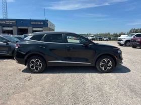 Kia Sportage * AWD * ЛИЦЕНЗИРАН ДИЛЪР * CARFAX, снимка 3