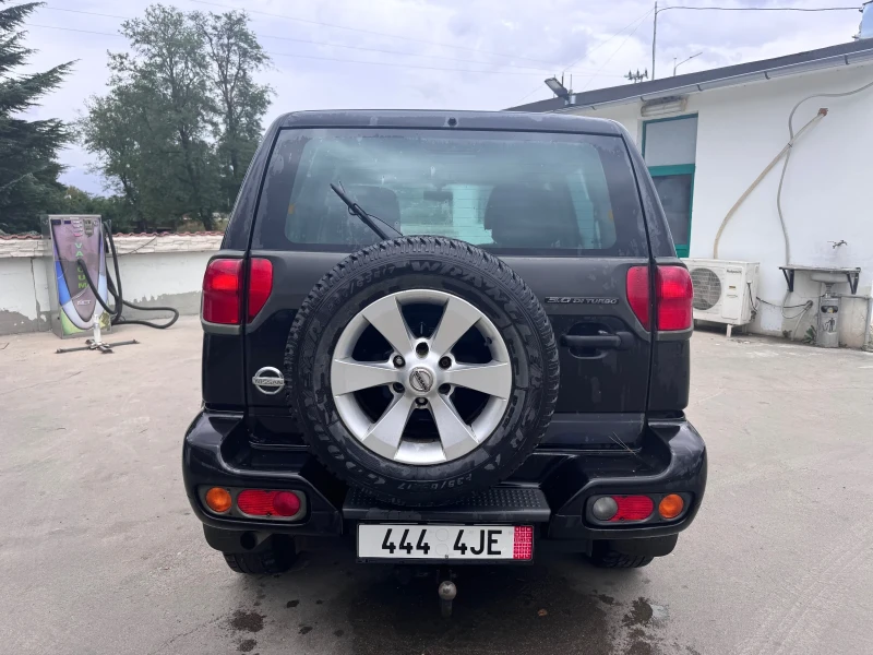 Nissan Terrano Hard top, снимка 6 - Автомобили и джипове - 47084655