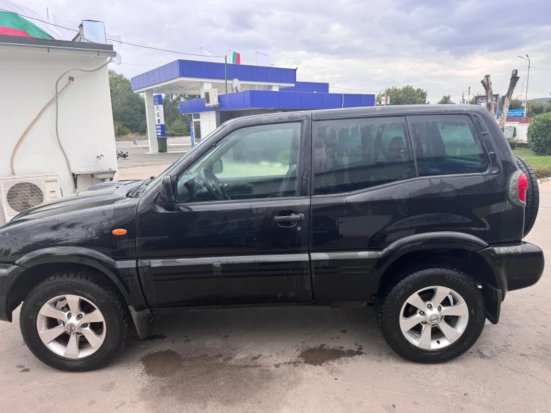 Nissan Terrano Hard top, снимка 9 - Автомобили и джипове - 47084655