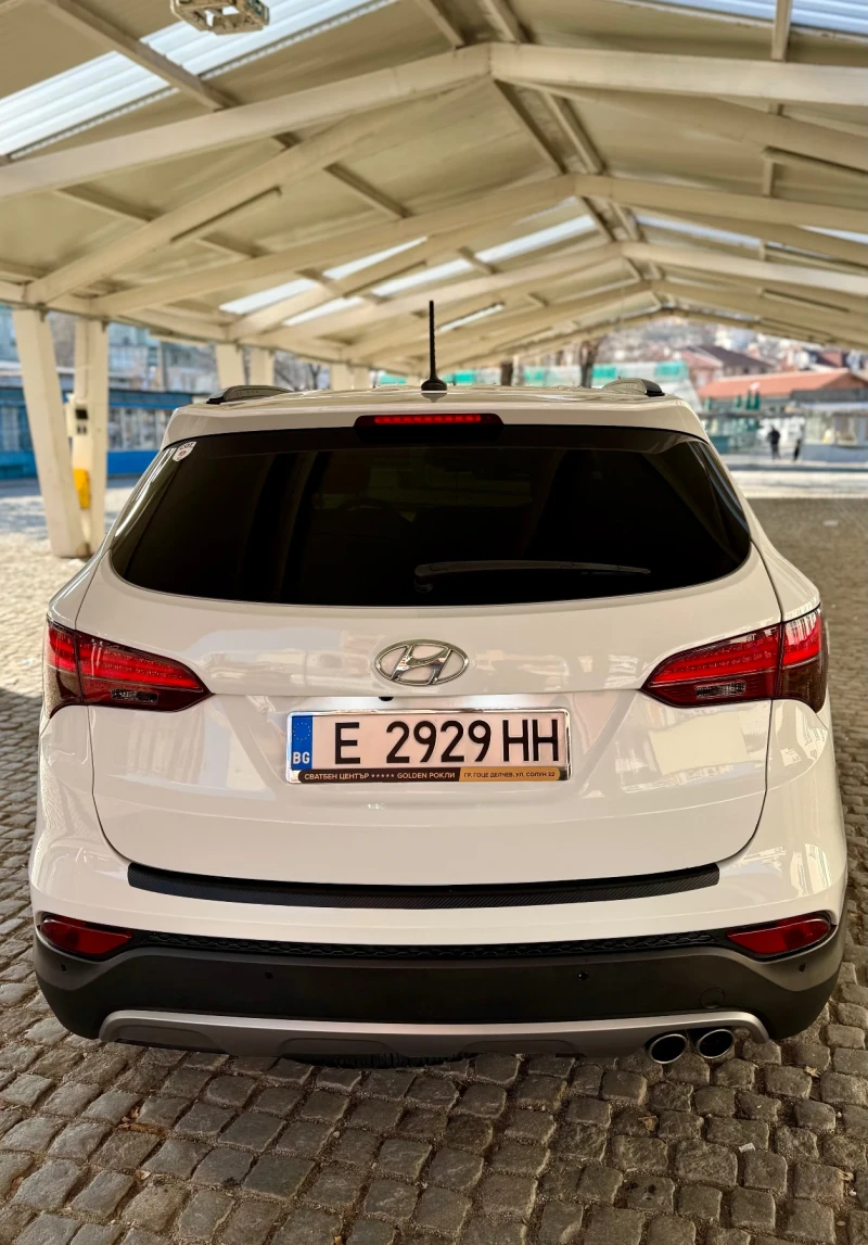 Hyundai Santa fe  2.2 Crdi 197 к.с. Напълно Обслужен, снимка 6 - Автомобили и джипове - 48656367