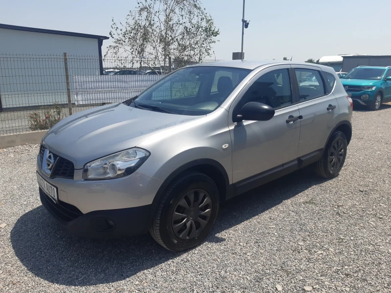 Nissan Qashqai КАТО НОВ, снимка 8 - Автомобили и джипове - 51128396