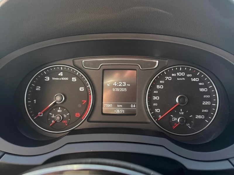 Audi Q3 * Technik * CARFAX * БЕЗ ПЪРВОНАЧАЛНА ВНОСКА, снимка 8 - Автомобили и джипове - 52908745