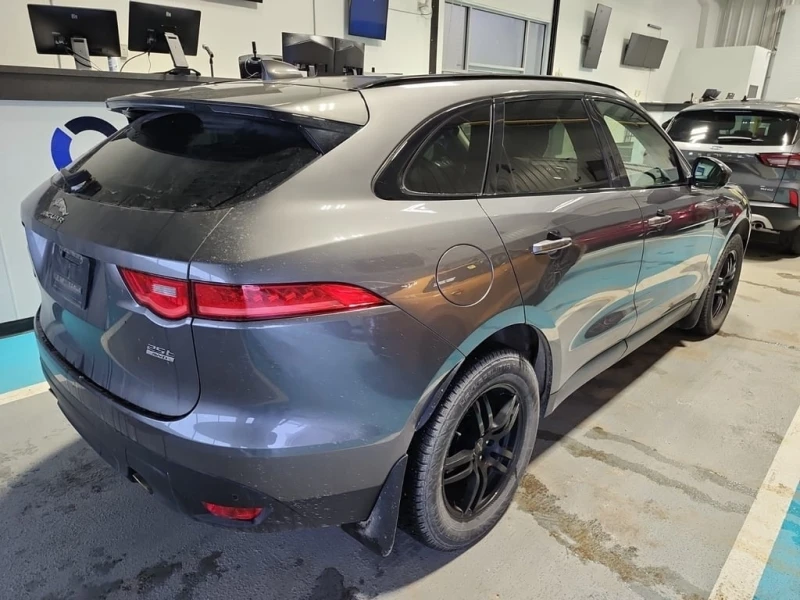 Jaguar F-PACE * PREMIUM * CARFAX * , снимка 16 - Автомобили и джипове - 53187095