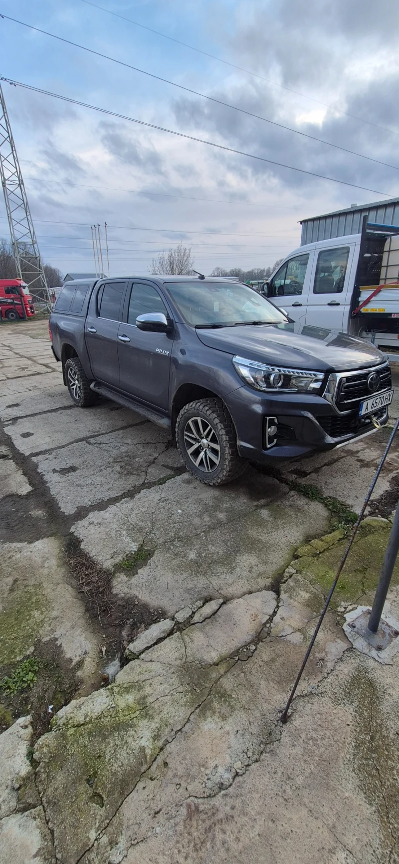 Toyota Hilux, снимка 3 - Автомобили и джипове - 53385927