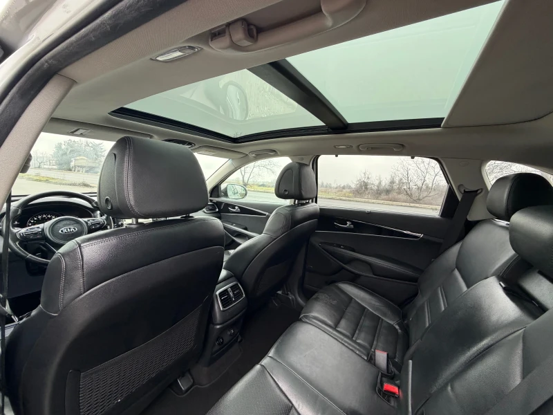 Kia Sorento GT LINE / 360КАМЕРА / ПАНОРАМА / ОБДУХВАНЕ / ЕВРО6, снимка 14 - Автомобили и джипове - 53386825