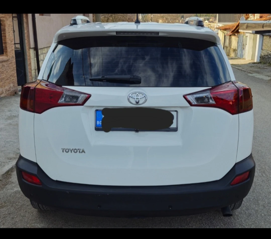 Toyota Rav4 2.0 D4D - изображение 2