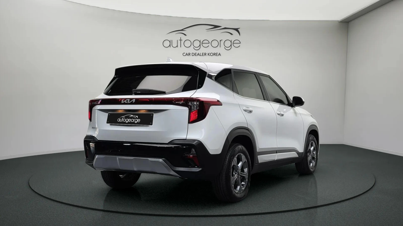 Kia Seltos 2.0 2WD PRESTIGE - изображение 2