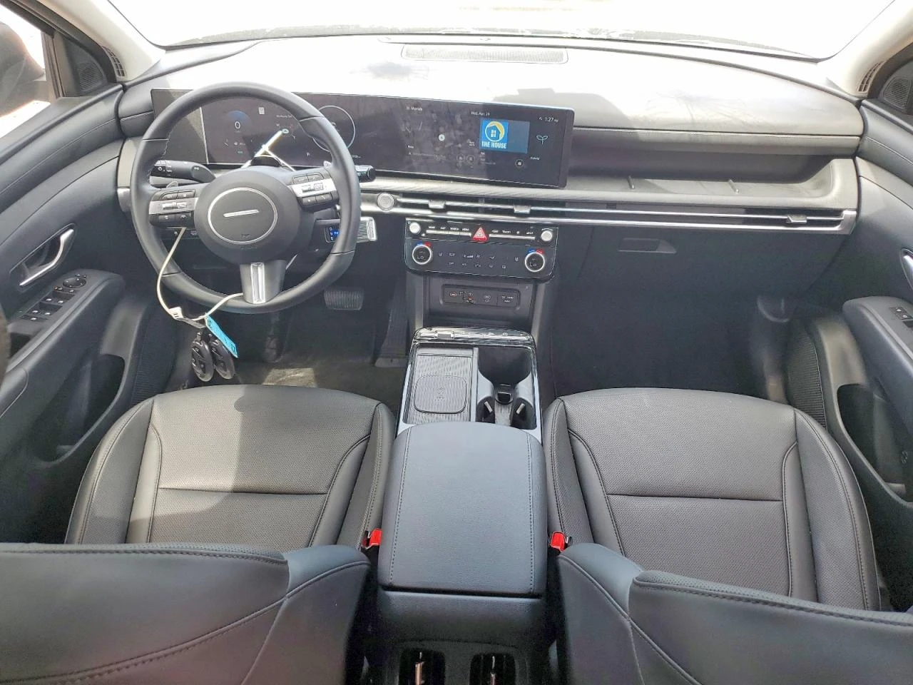 Hyundai Tucson 1.6l Sel Convenience, снимка 8 - Автомобили и джипове - 54416476