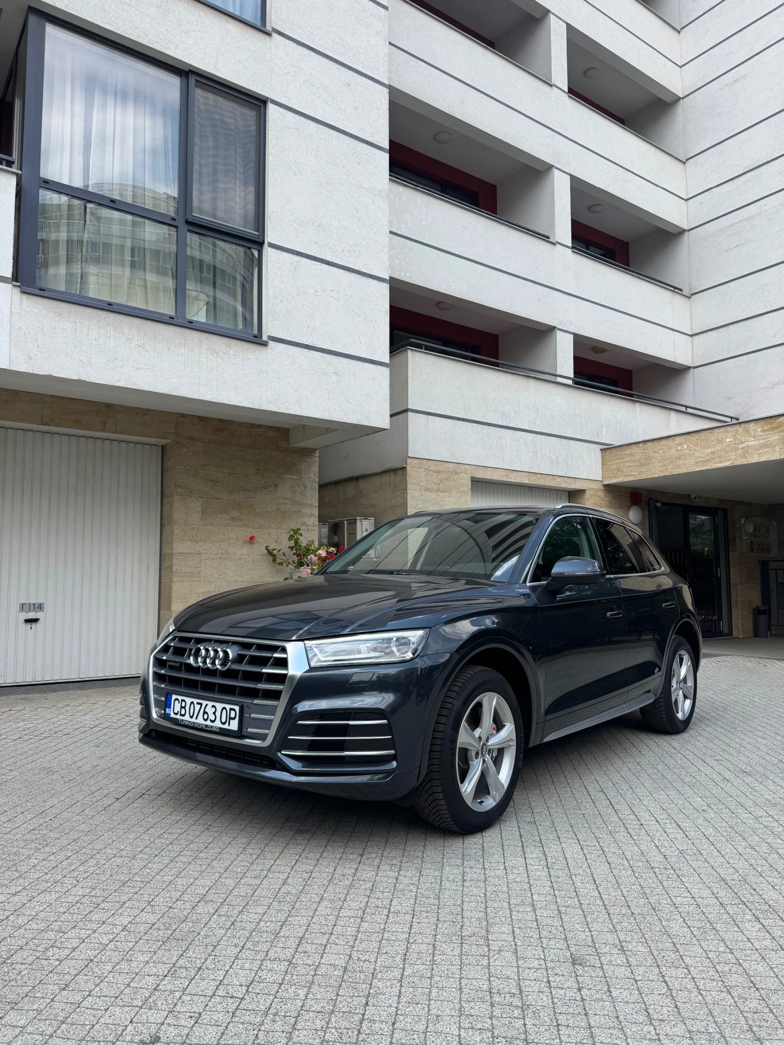 Audi Q5 Nardo Grey 122ХИЛ!!! S line ТОП СЪСТОЯНИЕ!!!