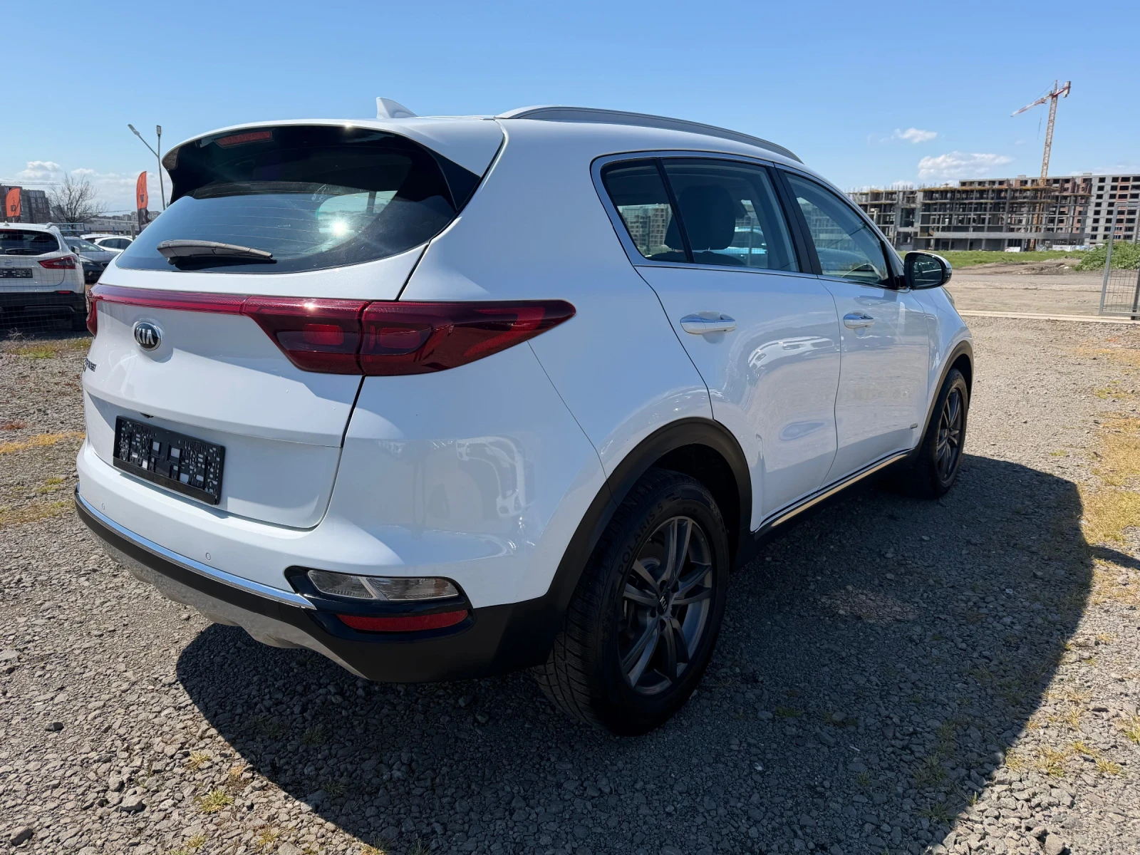 Kia Sportage 1.6 ШВЕЙЦАРИЯ AWD FACELIFT ЕВРО 6 модел 2019 год., снимка 16 - Автомобили и джипове - 54731498