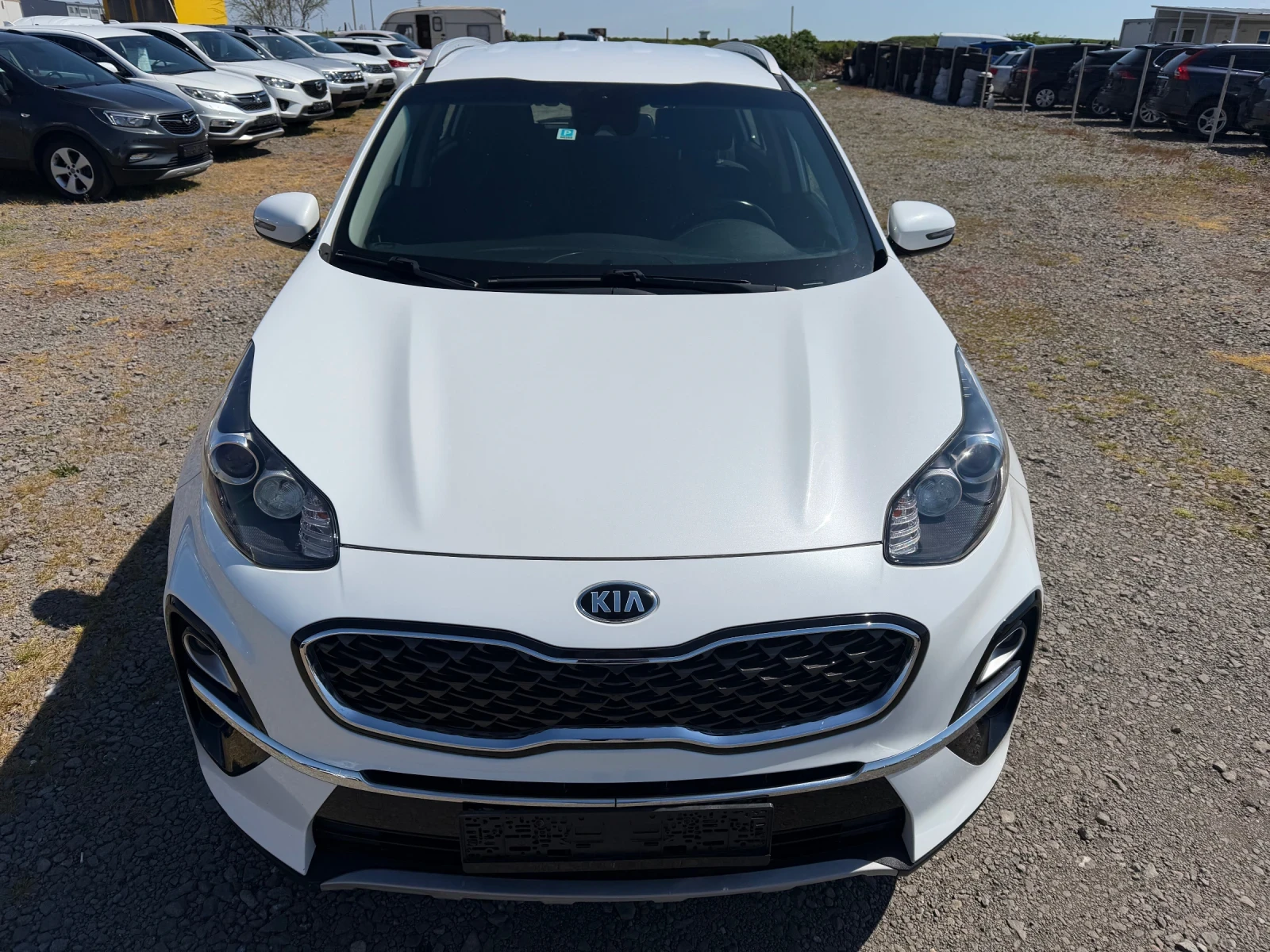 Kia Sportage 1.6 ШВЕЙЦАРИЯ AWD FACELIFT ЕВРО 6 модел 2019 год., снимка 2 - Автомобили и джипове - 54731498