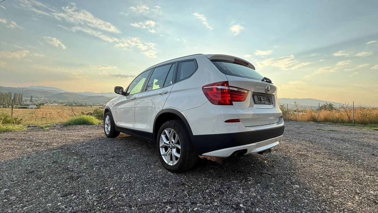 BMW X3 2.0D xDrive Като Нова!, снимка 5 - Автомобили и джипове - 55588254