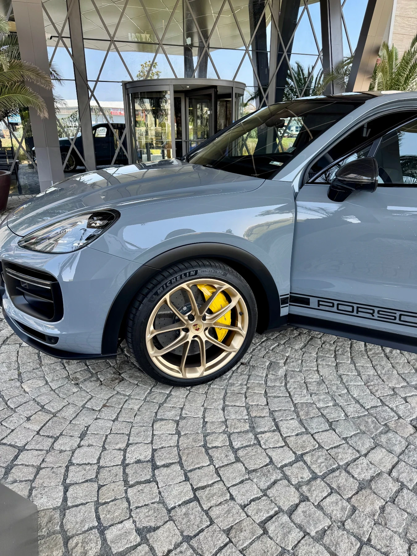 Porsche Cayenne Turbo GT, снимка 15 - Автомобили и джипове - 55625783