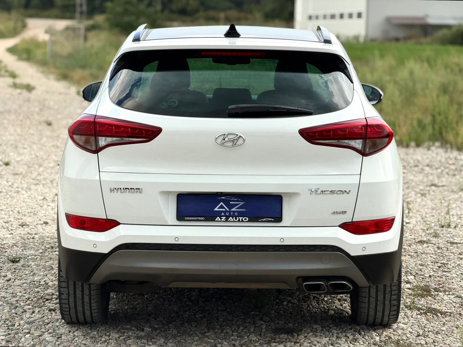 Hyundai Tucson 2.0 CRDi 4x4 Premium/ Всички екстри, снимка 5 - Автомобили и джипове - 55792834