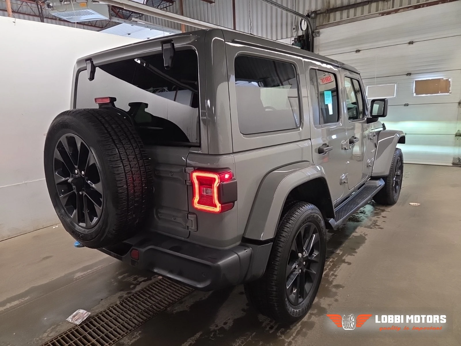 Jeep Wrangler, снимка 3 - Автомобили и джипове - 56098732