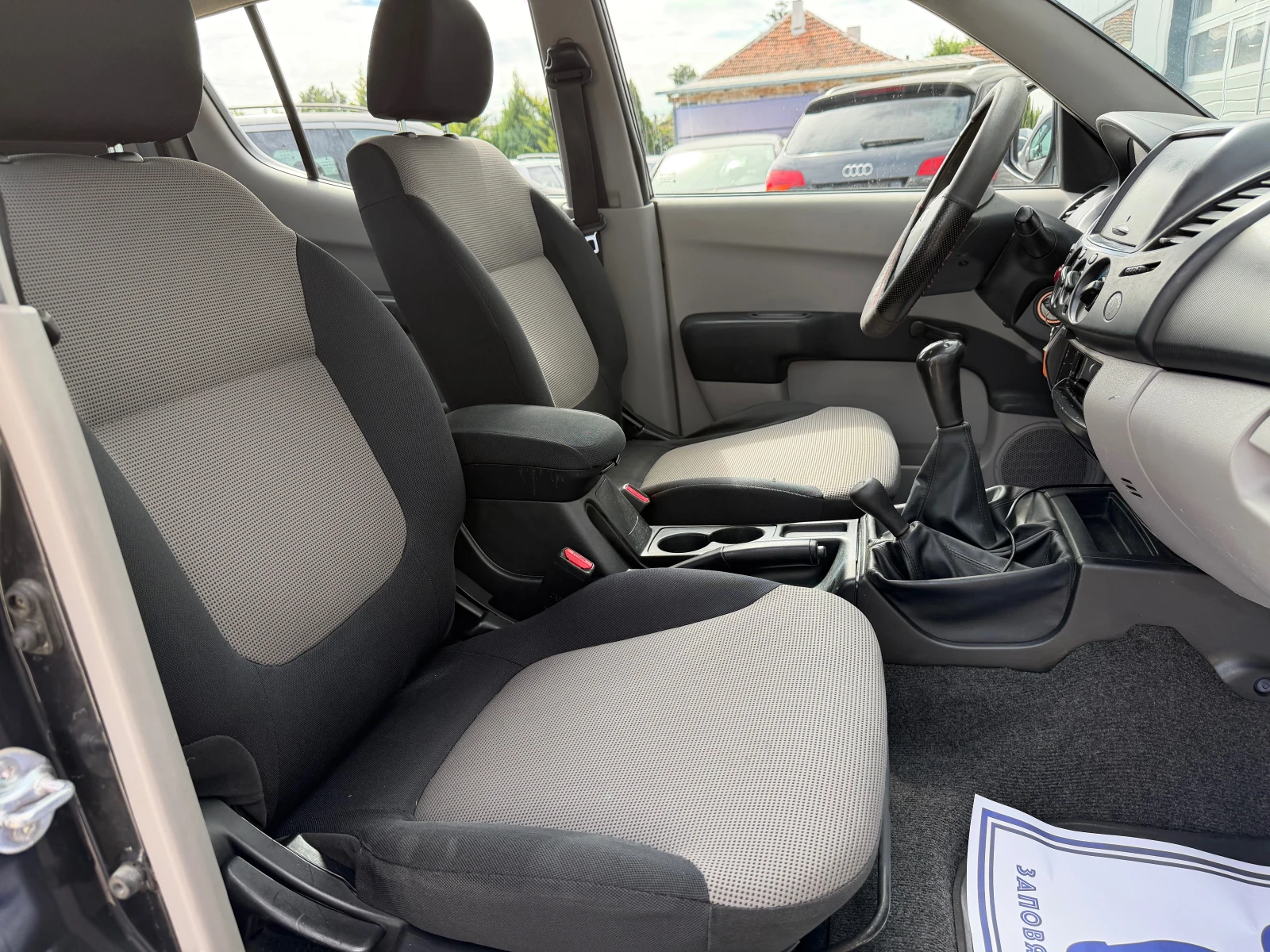 Mitsubishi L200 2.5TDI 136кс. Климатик, снимка 13 - Автомобили и джипове - 56158284
