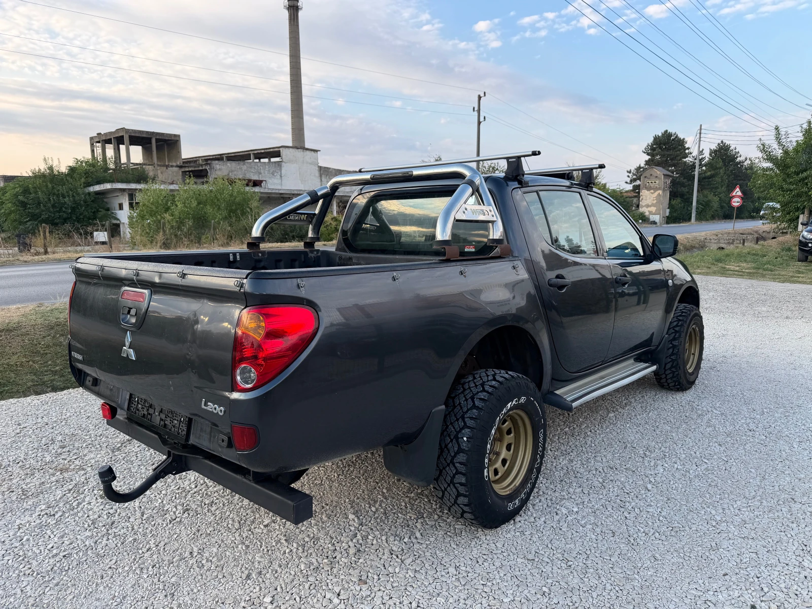 Mitsubishi L200 2.5TDI 136кс. Климатик, снимка 5 - Автомобили и джипове - 56158284