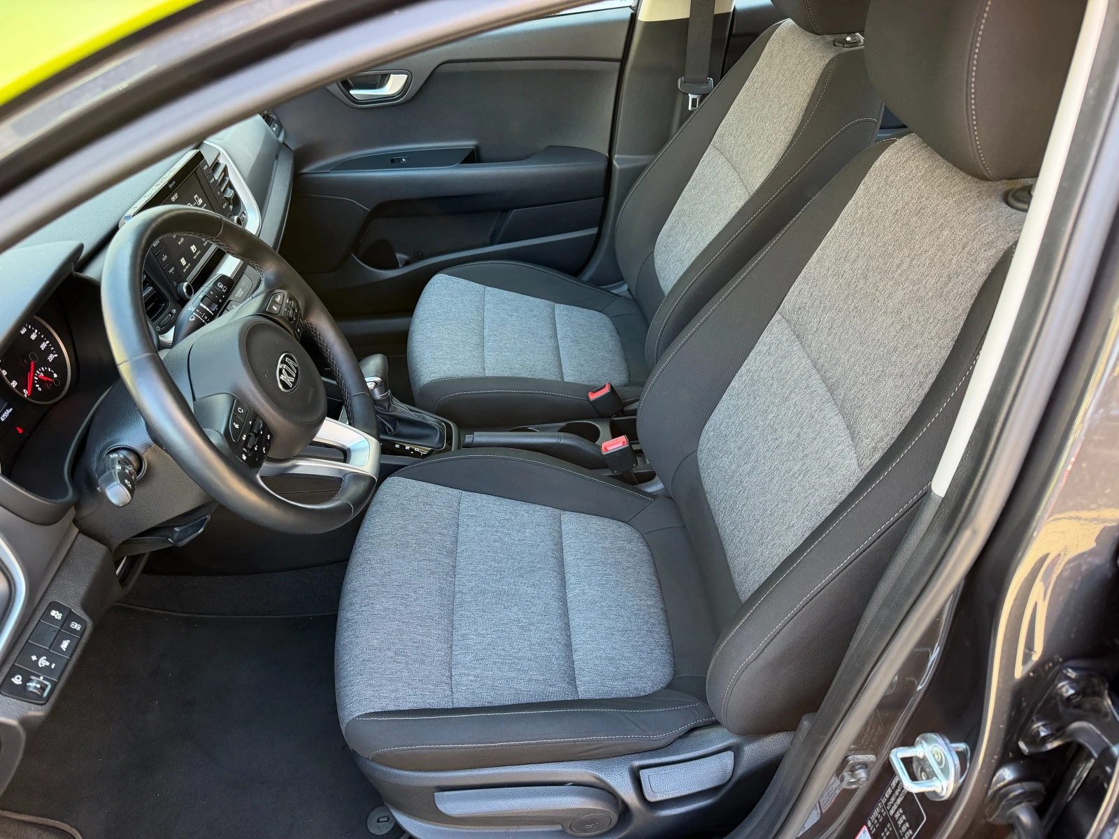 Kia Stonic 1.4 MPI* ���������* � ����� �������� ������� | Mobile.bg � ����������� 7