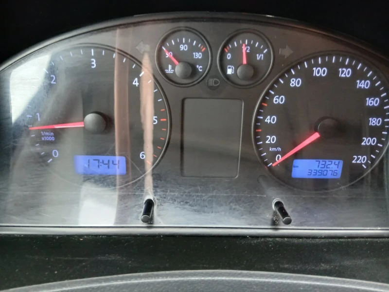 VW T5 2.5TDI, снимка 8 - Бусове и автобуси - 53073066