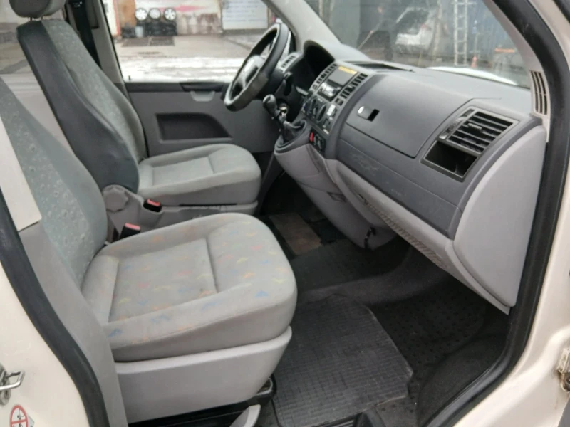 VW T5 2.5TDI, снимка 6 - Бусове и автобуси - 53073066