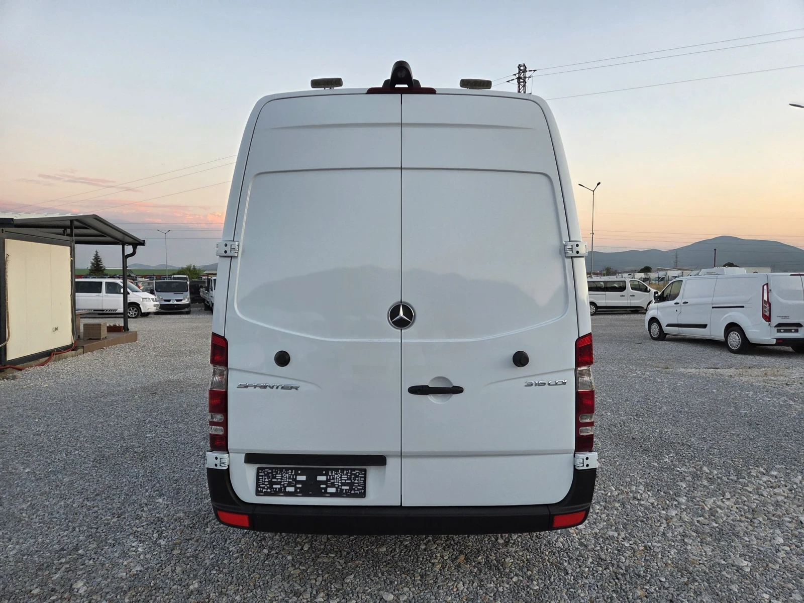 Mercedes-Benz Sprinter 316 CDI, LED ФАРОВЕ, Климатик, Нави, Автомат - изображение 4
