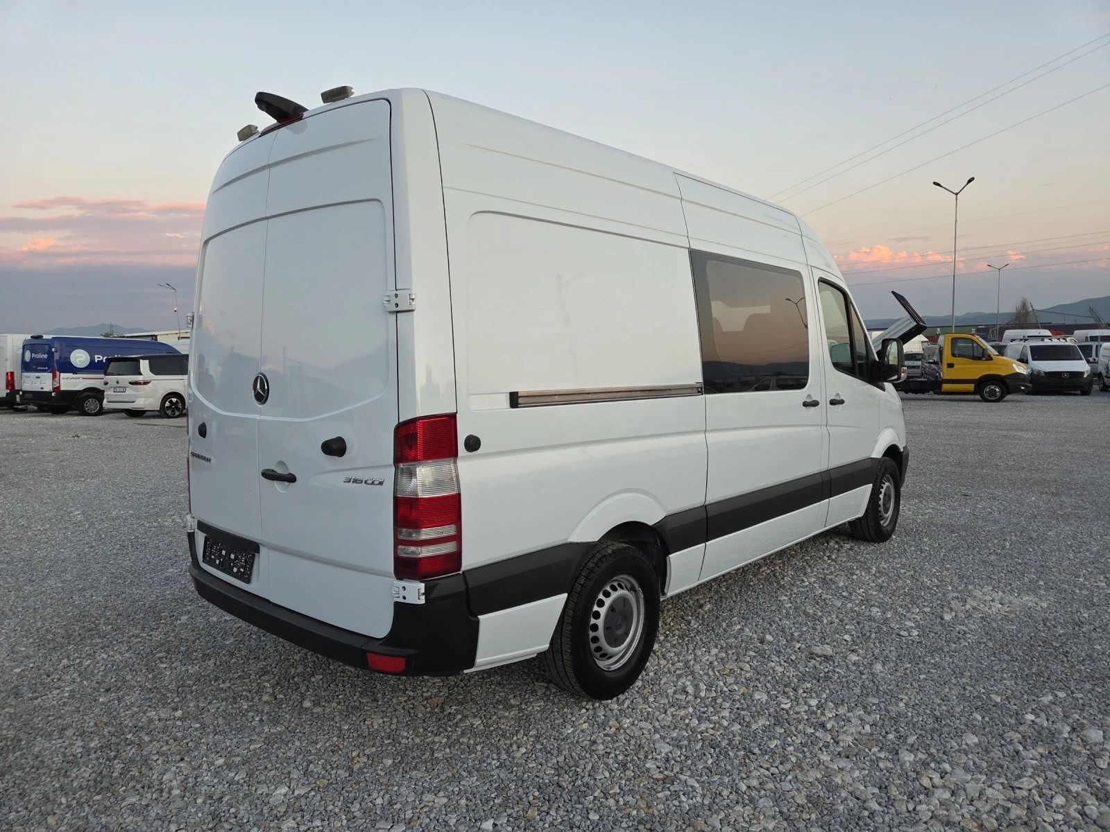 Mercedes-Benz Sprinter 316 CDI, LED ФАРОВЕ, Климатик, Нави, Автомат - изображение 5