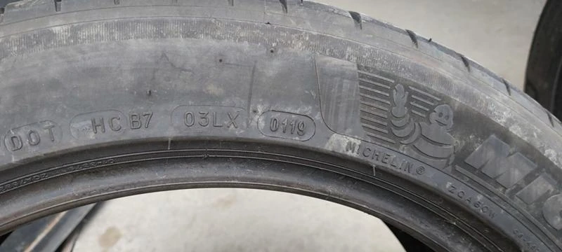 Гуми Летни 245/45R18, снимка 8 - Гуми и джанти - 33033763