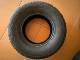 Гуми Зимни 265/70R16, снимка 4 - Гуми и джанти - 48584319