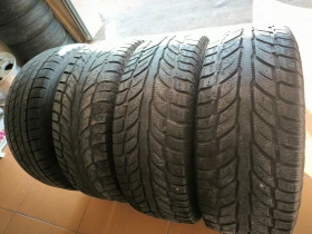 Гуми Зимни 265/70R16, снимка 1 - Гуми и джанти - 48584319