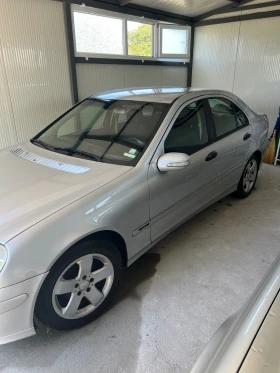 Mercedes-Benz C 220 2.2, снимка 2