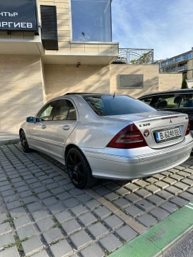 Mercedes-Benz C 320, снимка 5