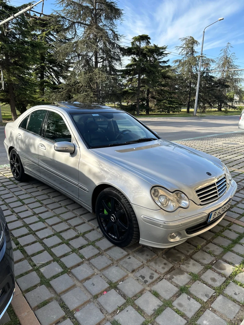 Mercedes-Benz C 320, снимка 2 - Автомобили и джипове - 47455921