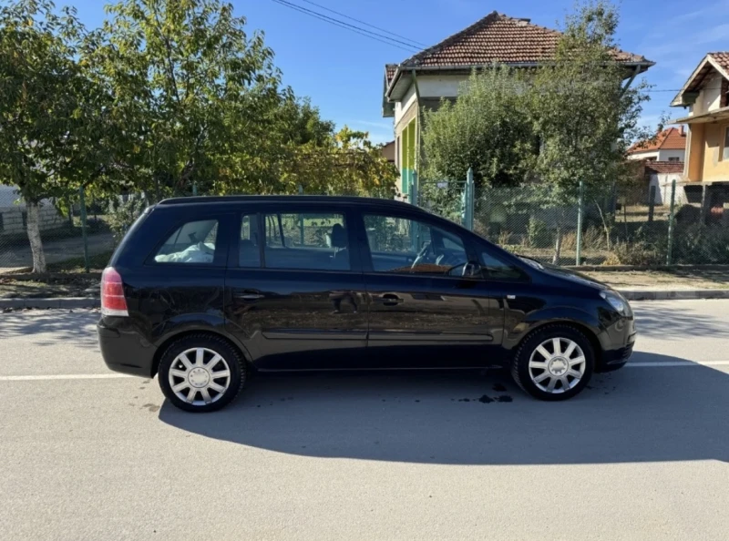 Opel Zafira 1.9 tdci, снимка 7 - Автомобили и джипове - 47497983