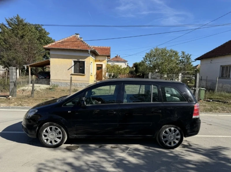 Opel Zafira 1.9 tdci, снимка 8 - Автомобили и джипове - 47497983