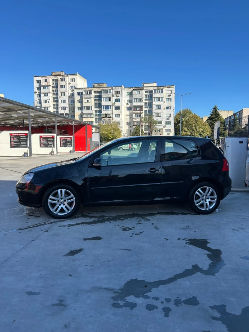 VW Golf, снимка 3 - Автомобили и джипове - 47609513