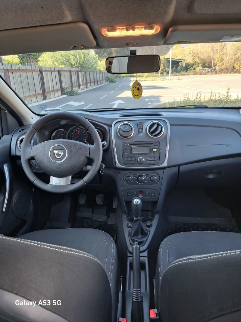 Dacia Logan, снимка 8 - Автомобили и джипове - 47643269