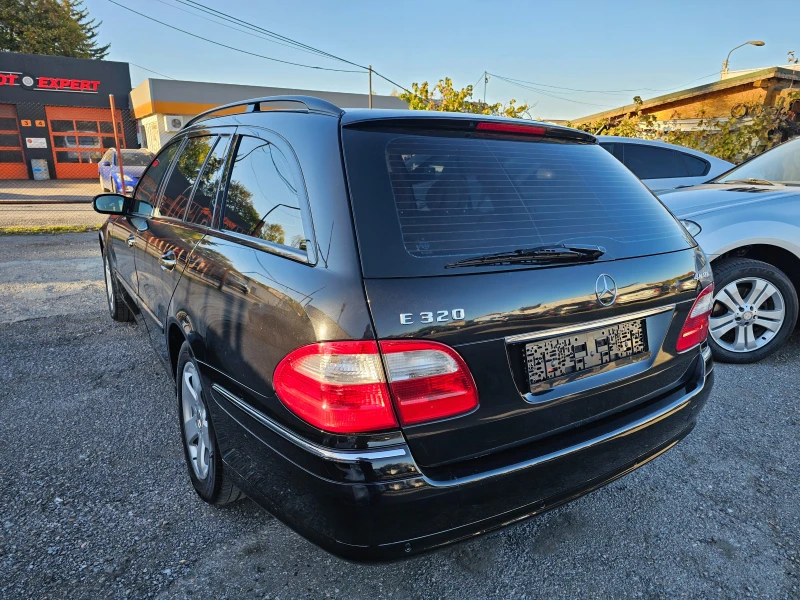 Mercedes-Benz E 320 4 matic, снимка 4 - Автомобили и джипове - 47652792