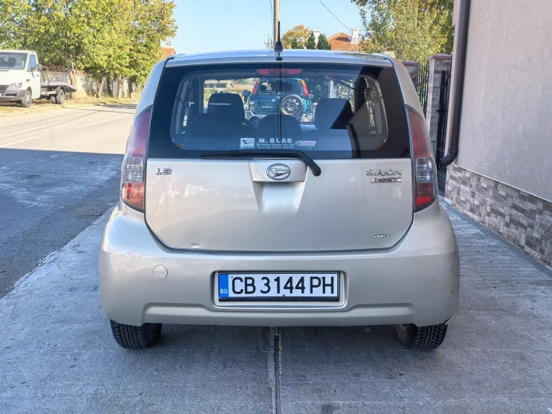 Daihatsu Sirion 1.3 Бензин 4x4 , снимка 5 - Автомобили и джипове - 47868004