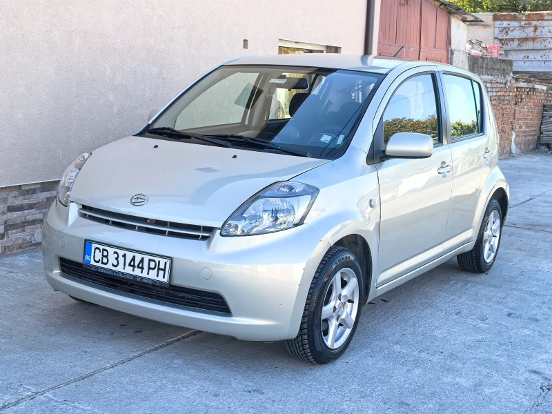 Daihatsu Sirion 1.3 Бензин 4x4 , снимка 1 - Автомобили и джипове - 47868004