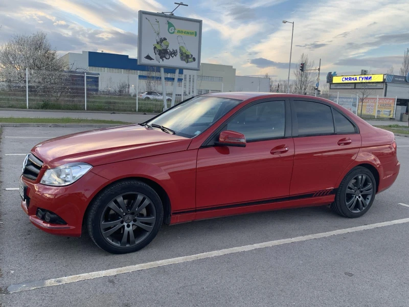 Mercedes-Benz C 220, снимка 3 - Автомобили и джипове - 49531483